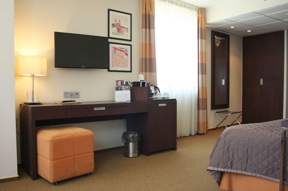 Hotel Mercure Airport